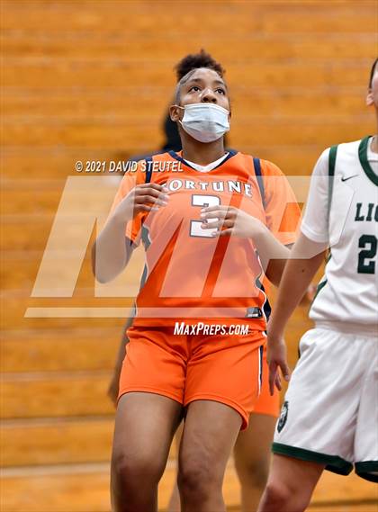 Thumbnail 1 in Fortune Early College vs. Leroy Greene Academy (Nighthawk Christmas Classic) photogallery.