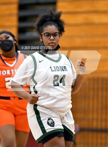 Thumbnail 2 in Fortune Early College vs. Leroy Greene Academy (Nighthawk Christmas Classic) photogallery.