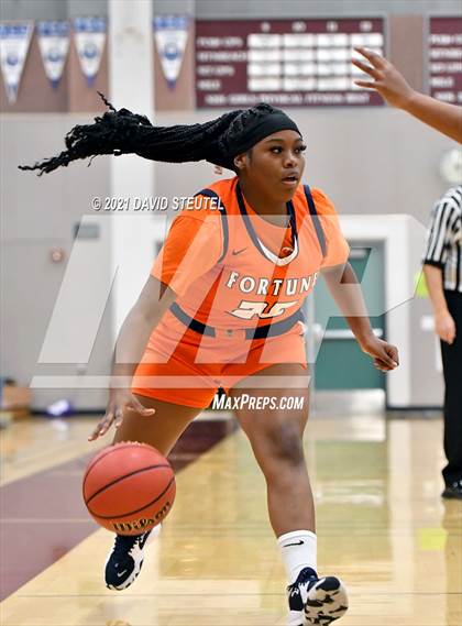 Thumbnail 2 in Fortune Early College vs. Leroy Greene Academy (Nighthawk Christmas Classic) photogallery.