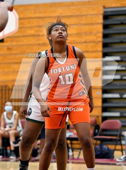 Thumbnail 2 in Fortune Early College vs. Leroy Greene Academy (Nighthawk Christmas Classic) photogallery.