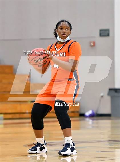 Thumbnail 1 in Fortune Early College vs. Leroy Greene Academy (Nighthawk Christmas Classic) photogallery.