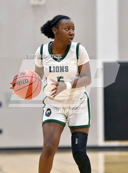 Thumbnail 2 in Fortune Early College vs. Leroy Greene Academy (Nighthawk Christmas Classic) photogallery.