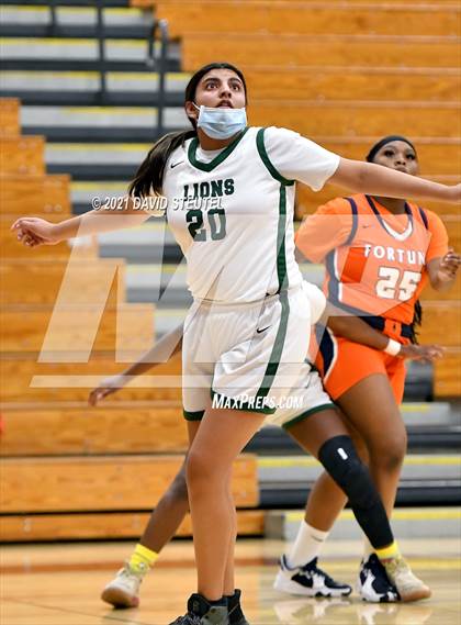 Thumbnail 3 in Fortune Early College vs. Leroy Greene Academy (Nighthawk Christmas Classic) photogallery.