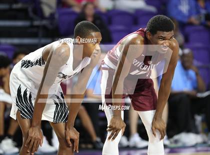 Thumbnail 1 in Riverview Sarasota vs. Gray Collegiate Academy (City of Palms Classic) photogallery.