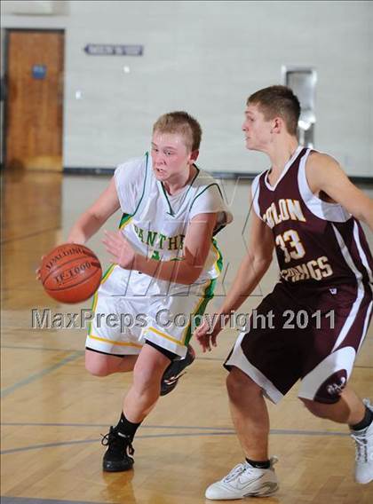 Thumbnail 1 in Solon Springs vs Prairie Farm (Clayton Holiday Tournament) photogallery.