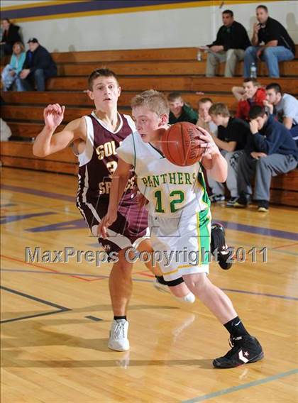 Thumbnail 2 in Solon Springs vs Prairie Farm (Clayton Holiday Tournament) photogallery.