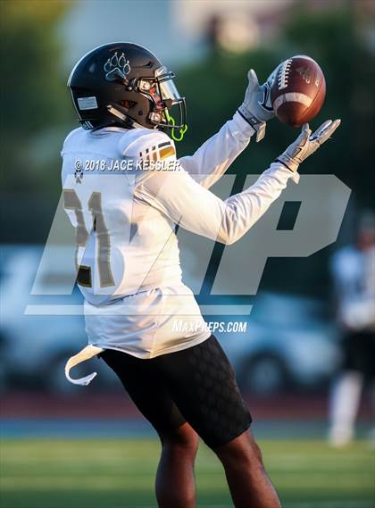 Thumbnail 2 in Calabasas @ Westlake photogallery.