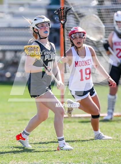 Thumbnail 2 in Cardinal Mooney vs Plant photogallery.