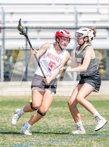 Thumbnail 2 in Cardinal Mooney vs Plant photogallery.