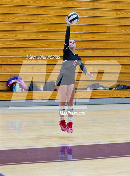 Thumbnail 1 in Fort Wayne Snider vs. Wapahani (Leo Invite) photogallery.