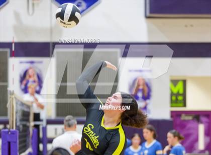 Thumbnail 3 in Fort Wayne Snider vs. Wapahani (Leo Invite) photogallery.