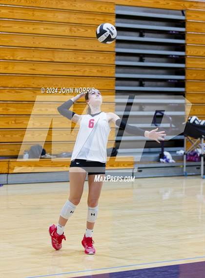 Thumbnail 1 in Fort Wayne Snider vs. Wapahani (Leo Invite) photogallery.