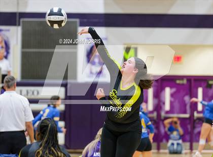 Thumbnail 3 in Fort Wayne Snider vs. Wapahani (Leo Invite) photogallery.