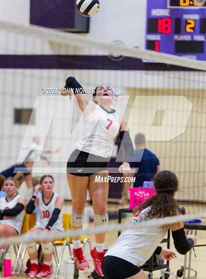 Thumbnail 1 in Fort Wayne Snider vs. Wapahani (Leo Invite) photogallery.