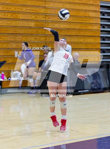Thumbnail 1 in Fort Wayne Snider vs. Wapahani (Leo Invite) photogallery.