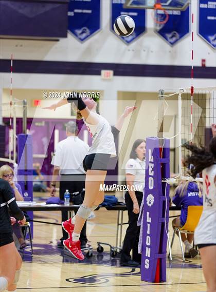 Thumbnail 2 in Fort Wayne Snider vs. Wapahani (Leo Invite) photogallery.