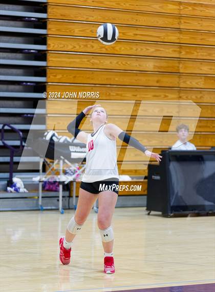 Thumbnail 3 in Fort Wayne Snider vs. Wapahani (Leo Invite) photogallery.