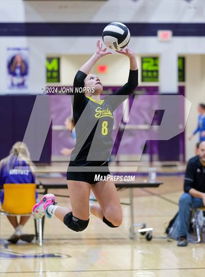 Thumbnail 2 in Fort Wayne Snider vs. Wapahani (Leo Invite) photogallery.