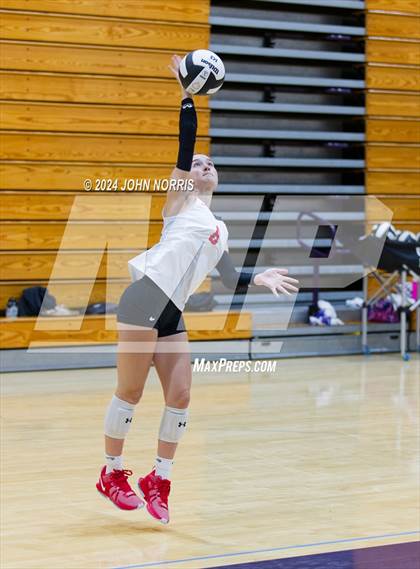 Thumbnail 2 in Fort Wayne Snider vs. Wapahani (Leo Invite) photogallery.