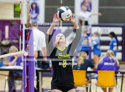 Thumbnail 1 in Fort Wayne Snider vs. Wapahani (Leo Invite) photogallery.