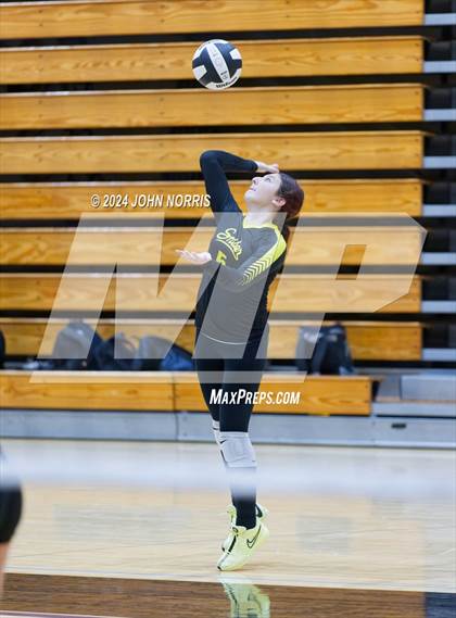 Thumbnail 1 in Fort Wayne Snider vs. Wapahani (Leo Invite) photogallery.