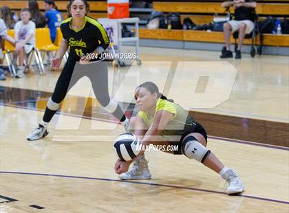 Thumbnail 2 in Fort Wayne Snider vs. Wapahani (Leo Invite) photogallery.