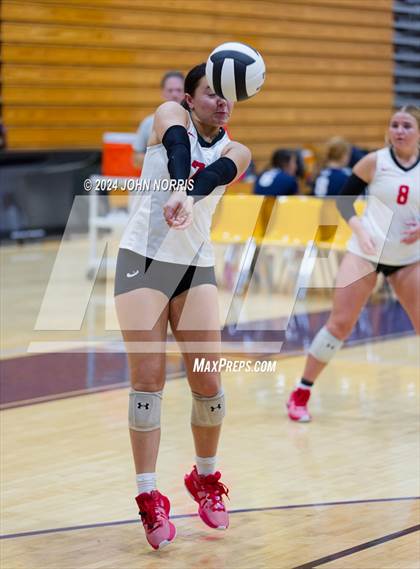 Thumbnail 1 in Fort Wayne Snider vs. Wapahani (Leo Invite) photogallery.