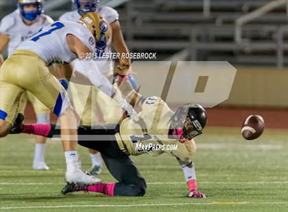 Thumbnail 2 in Alamo Heights vs Seguin photogallery.