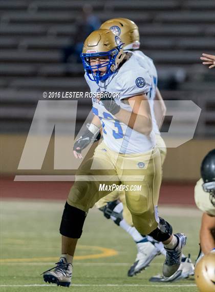 Thumbnail 2 in Alamo Heights vs Seguin photogallery.