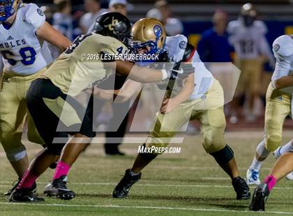 Thumbnail 3 in Alamo Heights vs Seguin photogallery.