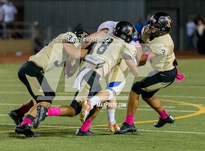 Thumbnail 3 in Alamo Heights vs Seguin photogallery.