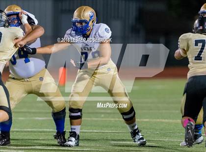 Thumbnail 1 in Alamo Heights vs Seguin photogallery.