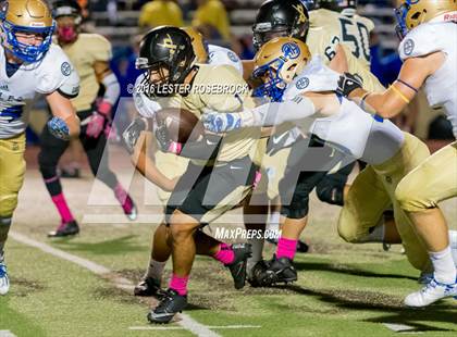 Thumbnail 1 in Alamo Heights vs Seguin photogallery.