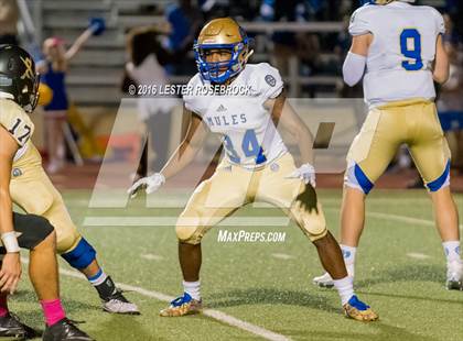 Thumbnail 2 in Alamo Heights vs Seguin photogallery.