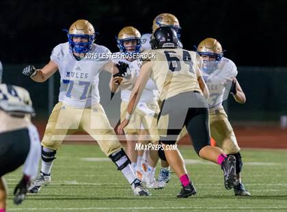 Thumbnail 2 in Alamo Heights vs Seguin photogallery.