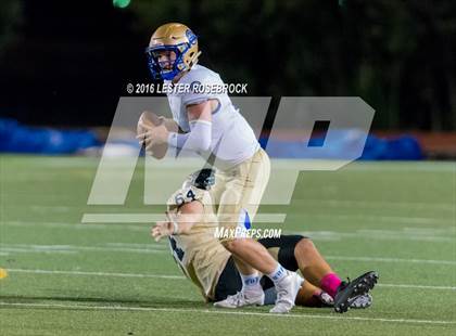 Thumbnail 3 in Alamo Heights vs Seguin photogallery.