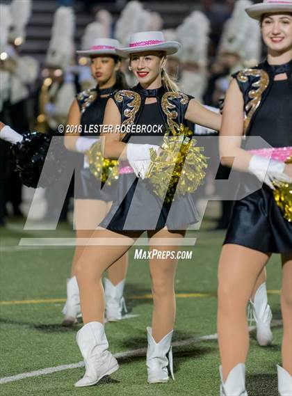 Thumbnail 2 in Alamo Heights vs Seguin photogallery.