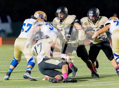 Thumbnail 1 in Alamo Heights vs Seguin photogallery.