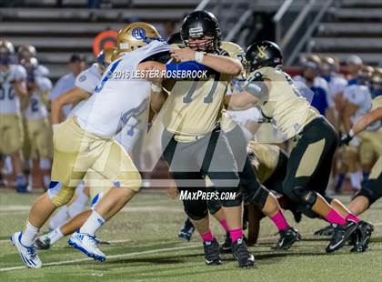 Thumbnail 2 in Alamo Heights vs Seguin photogallery.