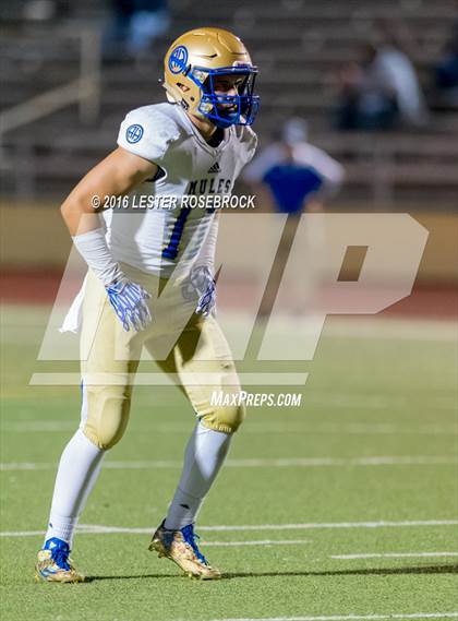 Thumbnail 3 in Alamo Heights vs Seguin photogallery.