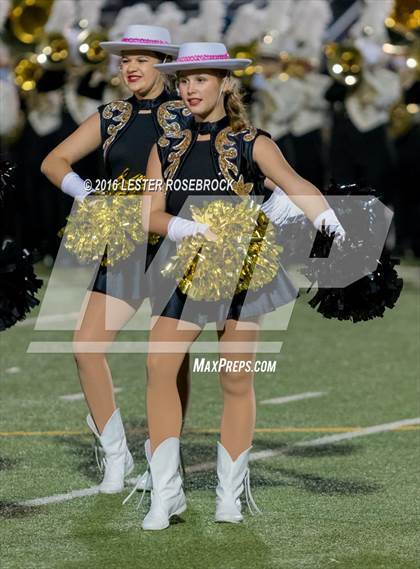 Thumbnail 3 in Alamo Heights vs Seguin photogallery.