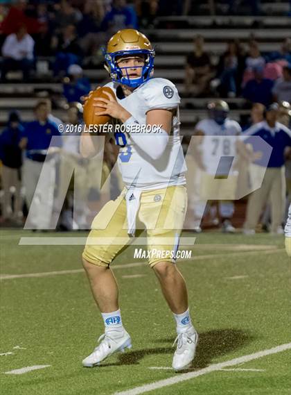 Thumbnail 2 in Alamo Heights vs Seguin photogallery.