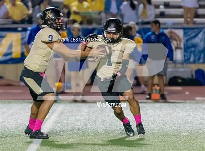 Thumbnail 1 in Alamo Heights vs Seguin photogallery.