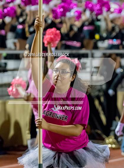 Thumbnail 2 in Alamo Heights vs Seguin photogallery.
