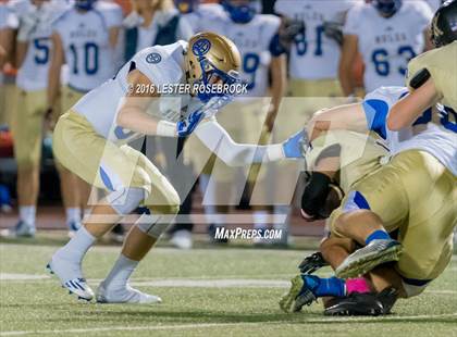 Thumbnail 3 in Alamo Heights vs Seguin photogallery.