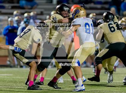 Thumbnail 2 in Alamo Heights vs Seguin photogallery.