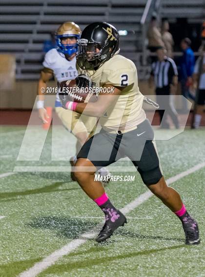 Thumbnail 2 in Alamo Heights vs Seguin photogallery.