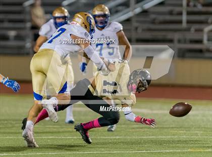 Thumbnail 1 in Alamo Heights vs Seguin photogallery.