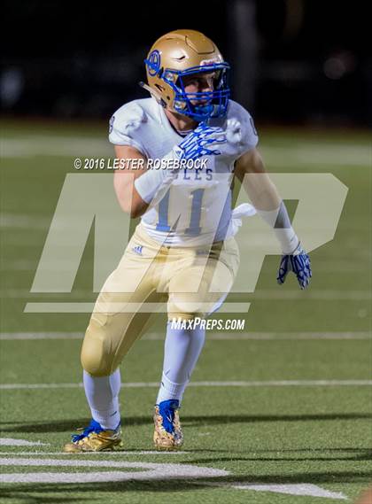 Thumbnail 2 in Alamo Heights vs Seguin photogallery.