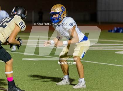 Thumbnail 1 in Alamo Heights vs Seguin photogallery.